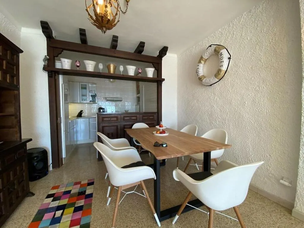 Holiday home Casacarl Comfortable Holiday Residence Roses Spain